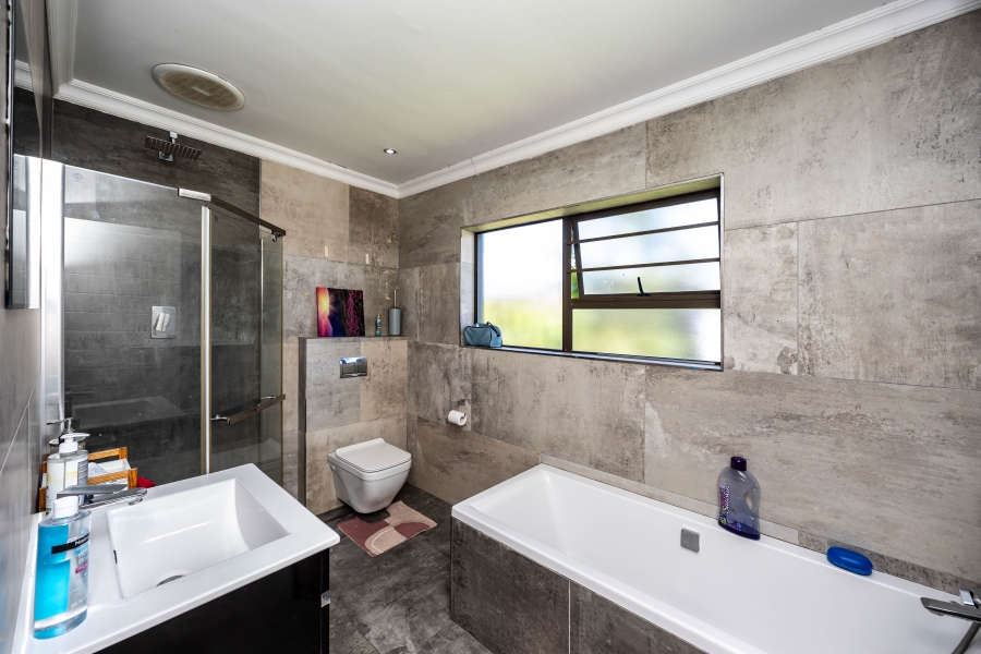 3 Bedroom Property for Sale in Dorchester Heights Eastern Cape